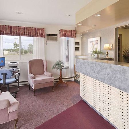 Ramada Limited Dawson Creek Hotel Interior foto