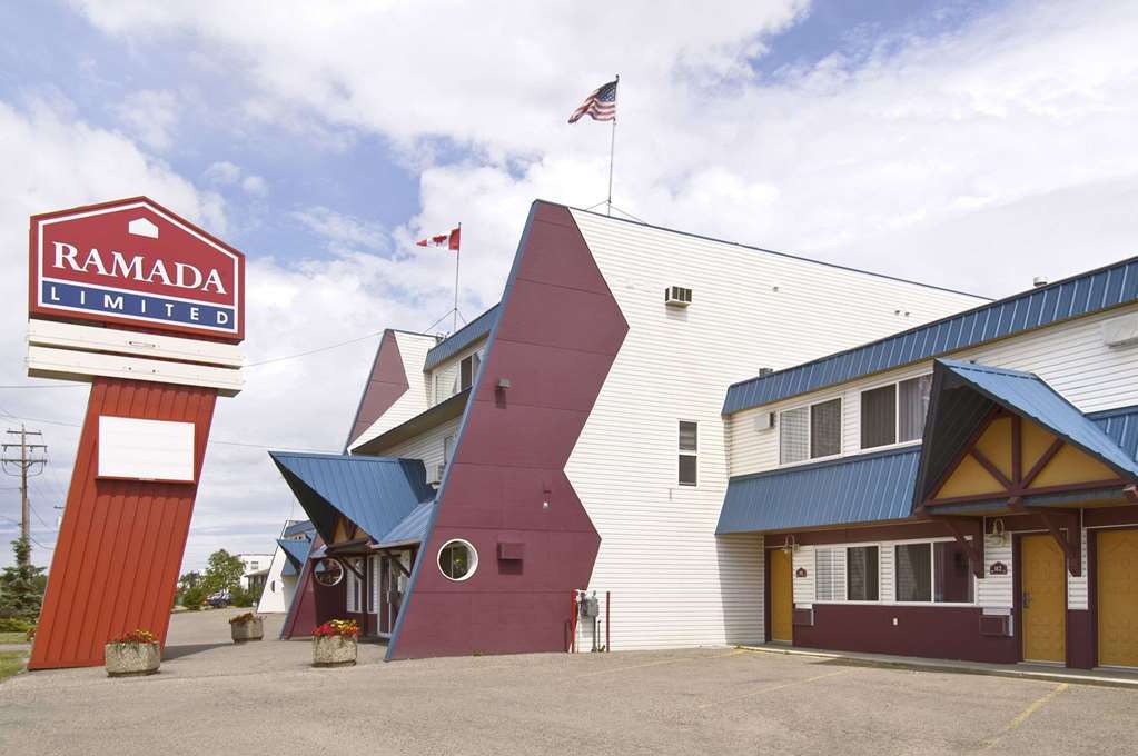 Ramada Limited Dawson Creek Hotel Exterior foto