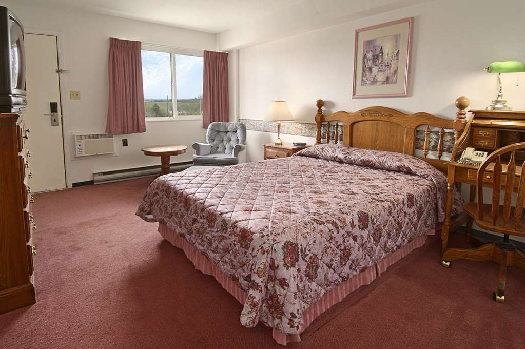 Ramada Limited Dawson Creek Hotel Quarto foto